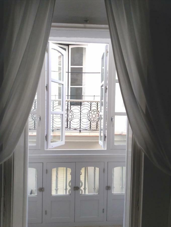 Sagasta Apartments Кадис Екстериор снимка